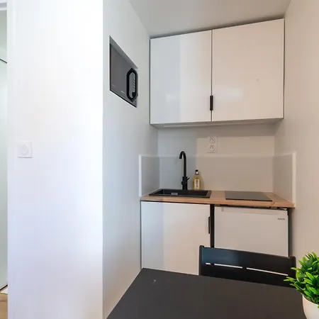 L'ambroise - Wifi - Centre-ville - Gare Apartment *